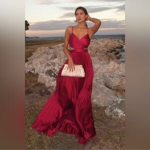 NWOT Lulu's cherry red side cut out pleated Maxi gown